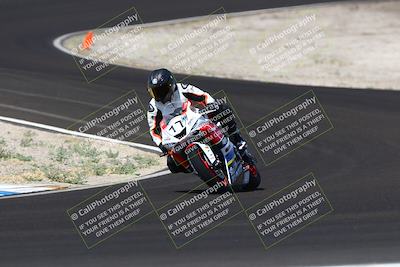 media/Jun-07-2025-TrackDaz (Sat) [[4413525952]]/B Group/1020am (Turn 3)/